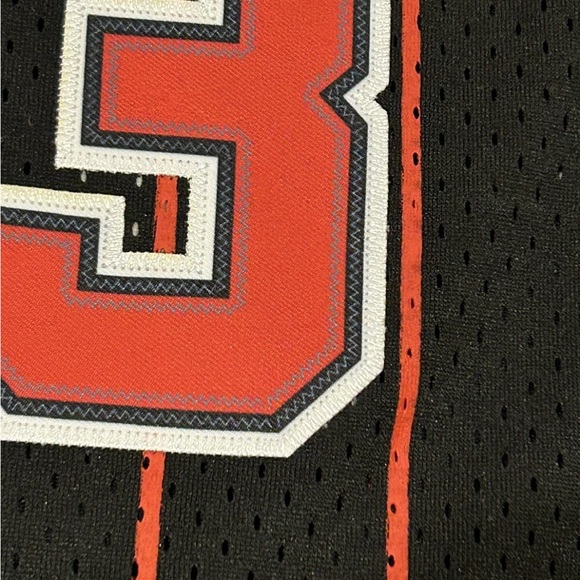 Brand new Michael Jordan Jersey Chicago Bulls YOUTH Stitched - Picture 4 of 4